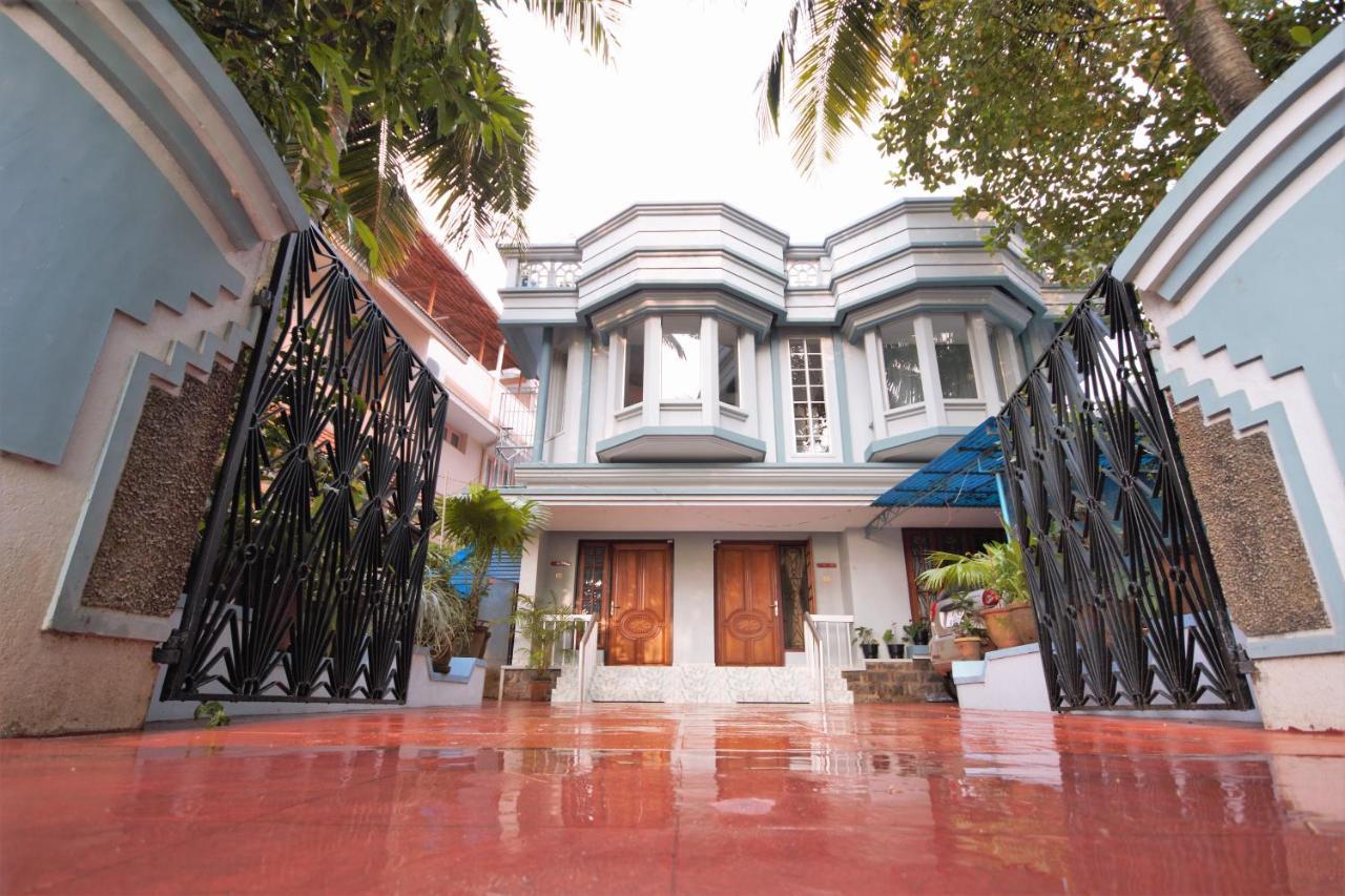 Sea View Apartments Kochi Exterior foto