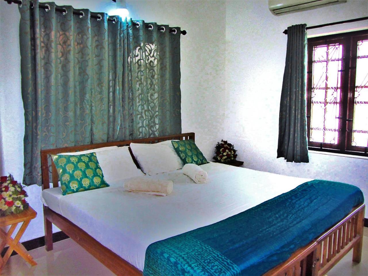 Sea View Apartments Kochi Exterior foto